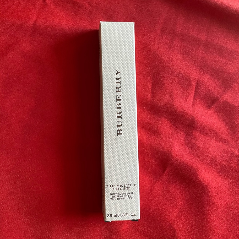 New Burberry Lip Velvet Crush Lipstick Sheer-Matte - Picture 2 of 9